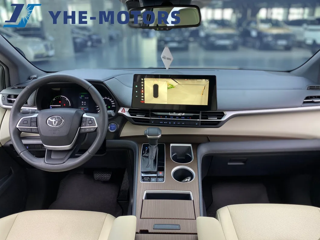 Toyota Sienna Interior