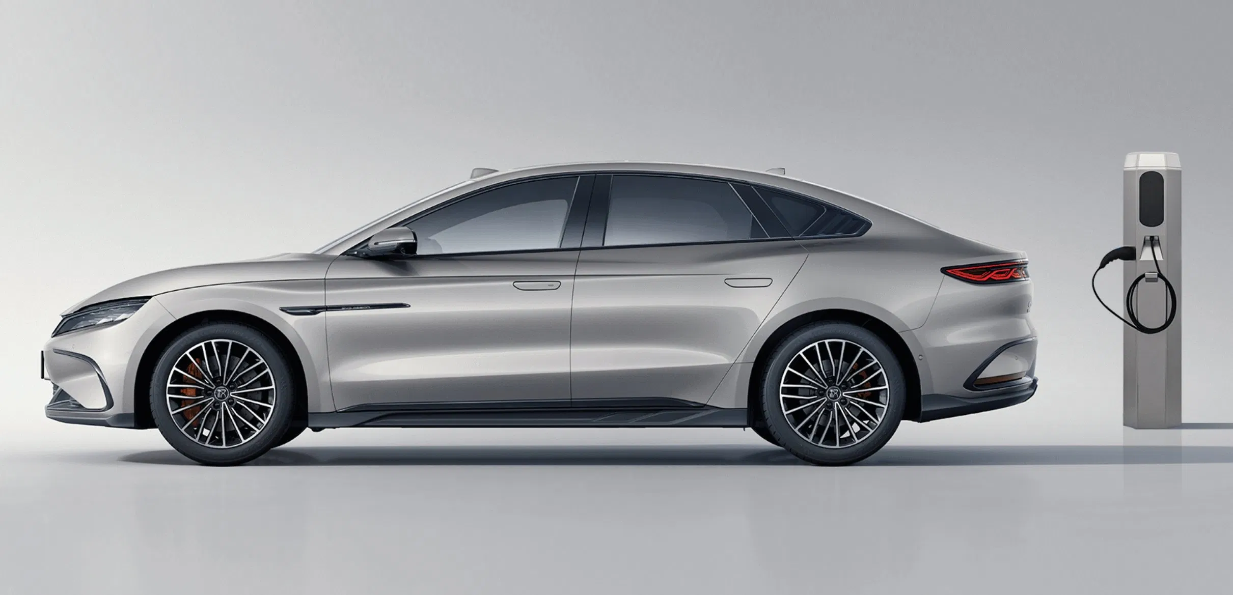 China Smart Driving EV Car Byd Han EV Intelligent Driving Edition New Energy Electric Sedan Long Range Used Second Hand EV Vehicle Electrical Auto Sedan