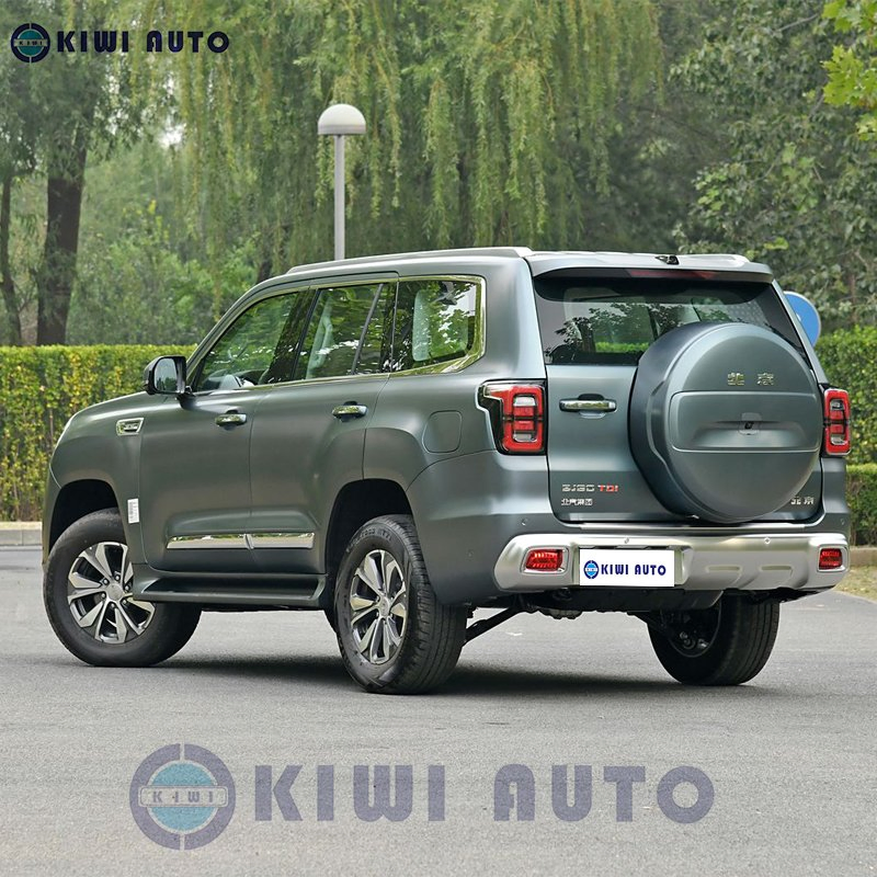 Beijing off Road Bj60 2.0t Thousand Mile /Weekend Edition 5/7seat Diesel+48vhybrid Left Hand Four-Wheel Drive Gasoline Used Car /New Car for Export