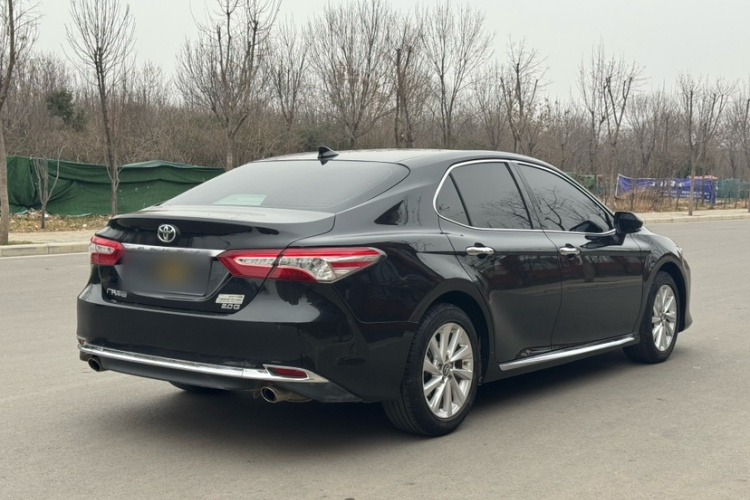 Certified Pre-Owned Toyota Camry Hybrid - Dual Engine Fuel Saving Smart Car, Reliable Medium Sedan for Adult Drivers Worldwide