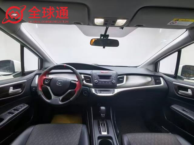 Inexpensive Used Jade: Fuel-Saving Hatchback for Home Commutes