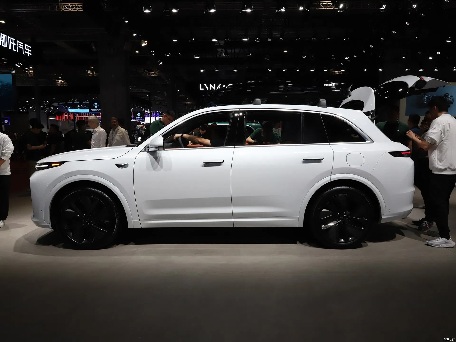 Leading Ideal L7 Medium and Large Extended-Range SUV Car Used Electric Car Cheap New Car