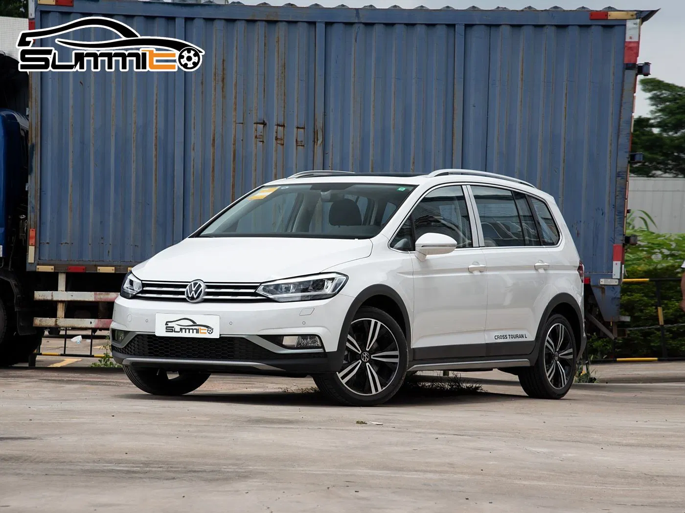 Volkswagen Touran View 2