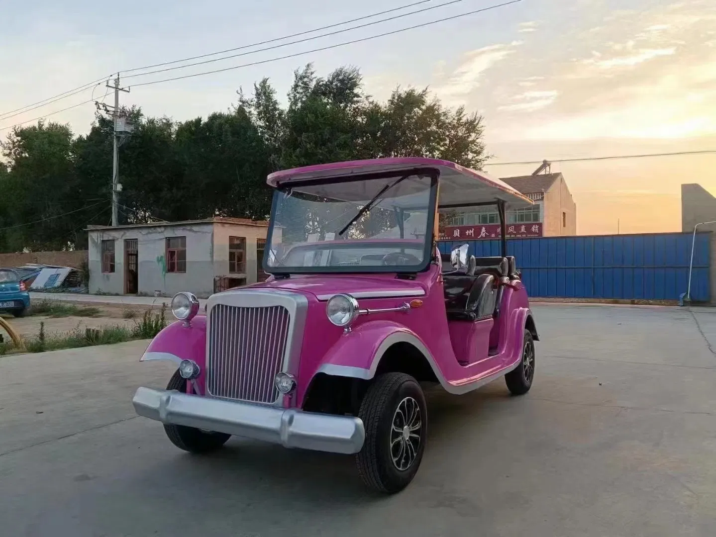 72V Battery Powered Motor 8 Seaters Electric Golf Cart Sightseeing Vintage Classic Car