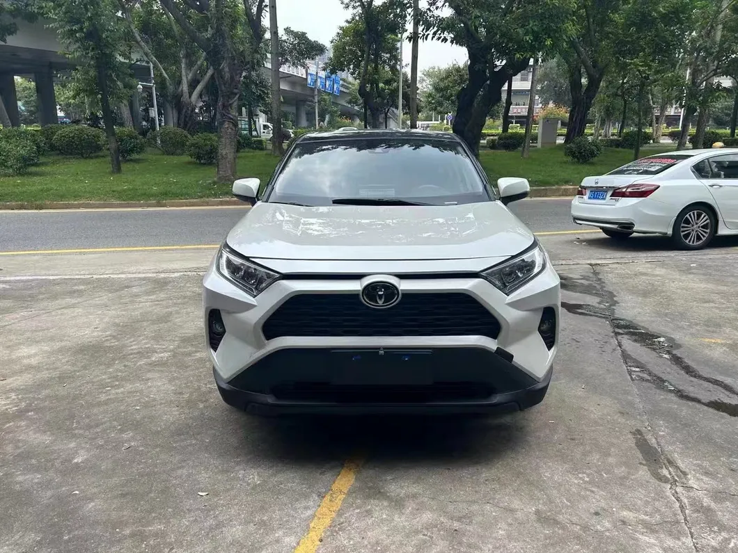 Toyota Rav4 Side