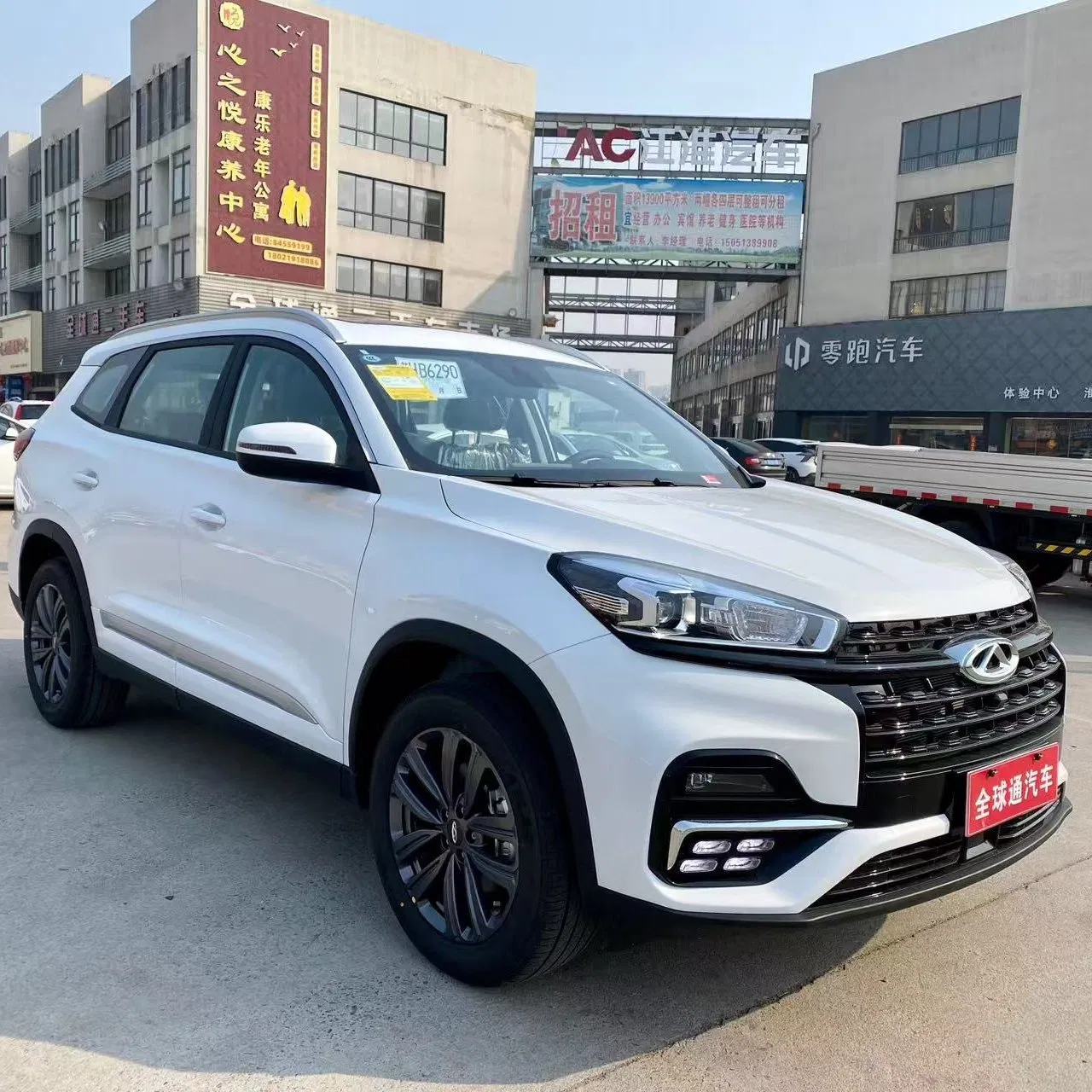 Chery Tiggo 8 SUV, Large SUV, Essential for Home Use, Stock Cars, 1.5t, Five-Door, Seven-Seat, Used Car, Brand-New Zero-Mileage Car