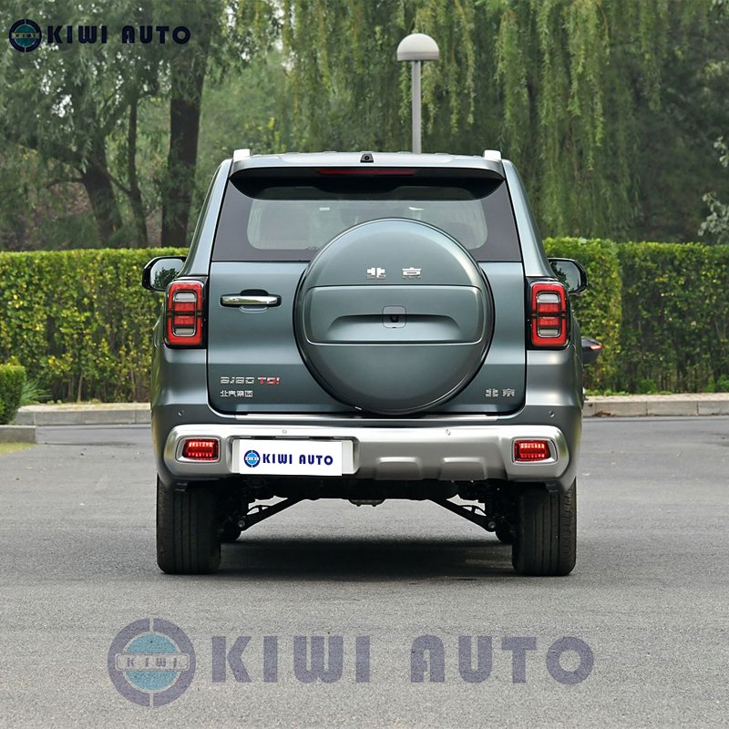 Beijing off Road Bj60 2.0t Thousand Mile /Weekend Edition 5/7seat Diesel+48vhybrid Left Hand Four-Wheel Drive Gasoline Used Car /New Car for Export