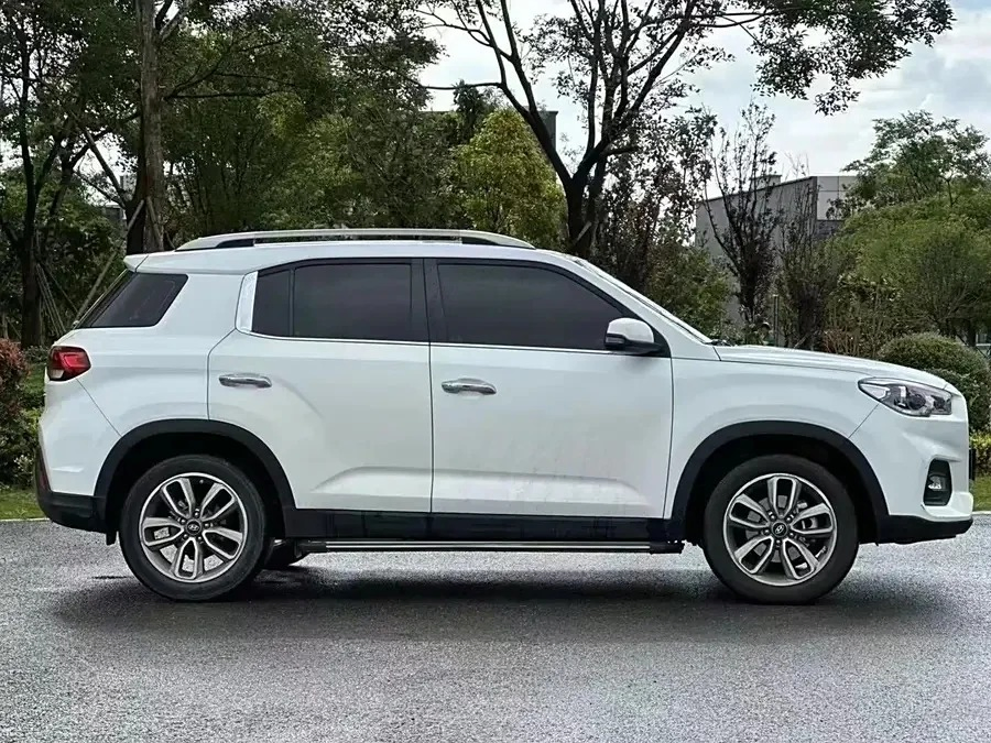 2019 2021 2022 2023 Beijing Hyundai IX35 2.0L at 2WD 5-Seat Compact SUV Car Used Cars Cheap Second Hand Car Voiture D'occasion Pre-Owned Cars New Released