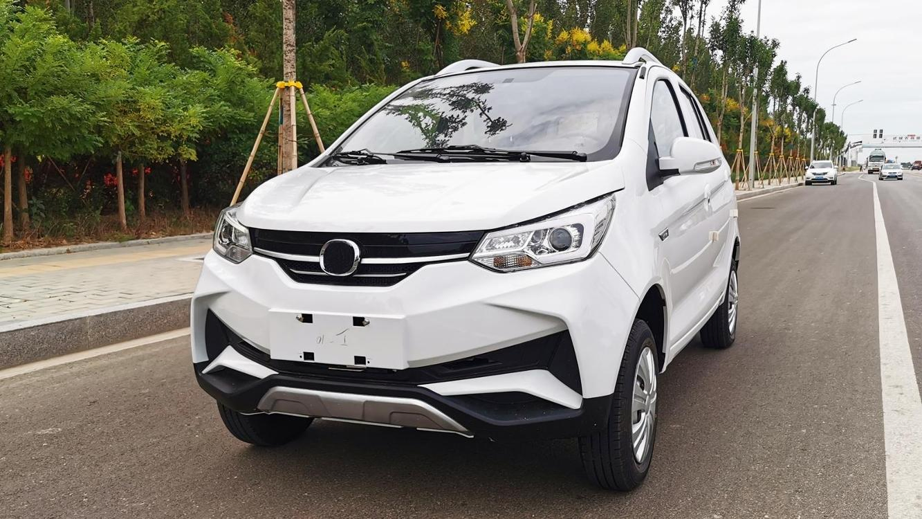 Electric Car EEC Electric Chinese Cars Vintage Electric Car Low Speed Carfor Passenger Electric Four Wheeler Used 4X4
