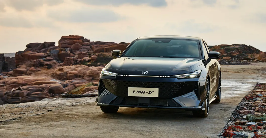 Changan Uni-V Interior