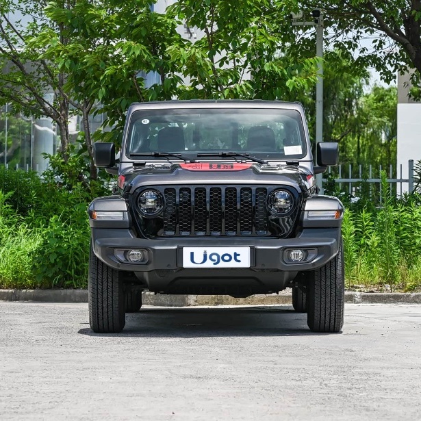 2025 Je-Ep Gladiator 3.6L Jurassic World Edition New/Used High Performance Pick-up Truck Four-Wheel Drive Vehicle