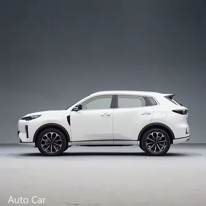 Certified Pre-Owned Changan Qiayun Q05 Plug-in Hybrid Car