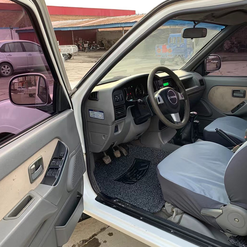 Used Isu-Zu Pickup Truck Good Condition Affordable Price with Good Quality