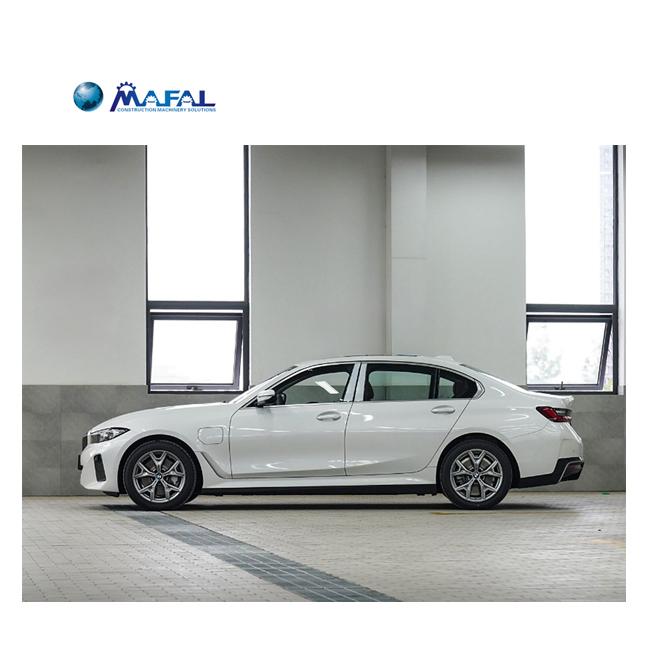 New or Used 2024 Automobile Luxury Electric Vehicle I3 MID-Size Car Long Range Sports EV Sedan