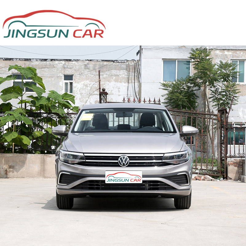 Bora High Performance Front Front Drive 4-Door 5-Seater Sedan 5-Speed Manual Compact Car Used Sedan