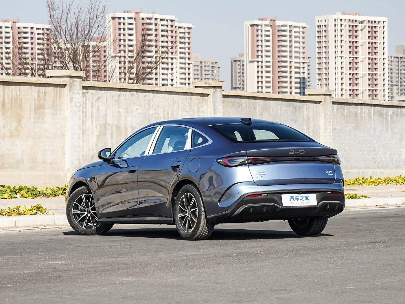 Byd Seal 06 Dm-I Luxury Hybrid Car 2025 120km Premier Type Electric Used Car for Export