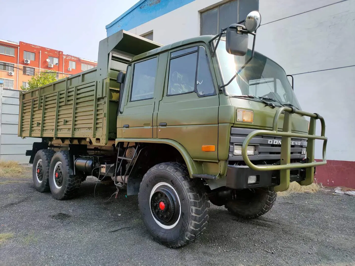 Used All Wheel Drive 6X6 Dongfeng off Road Vehicle 6wd Desert Vehicle