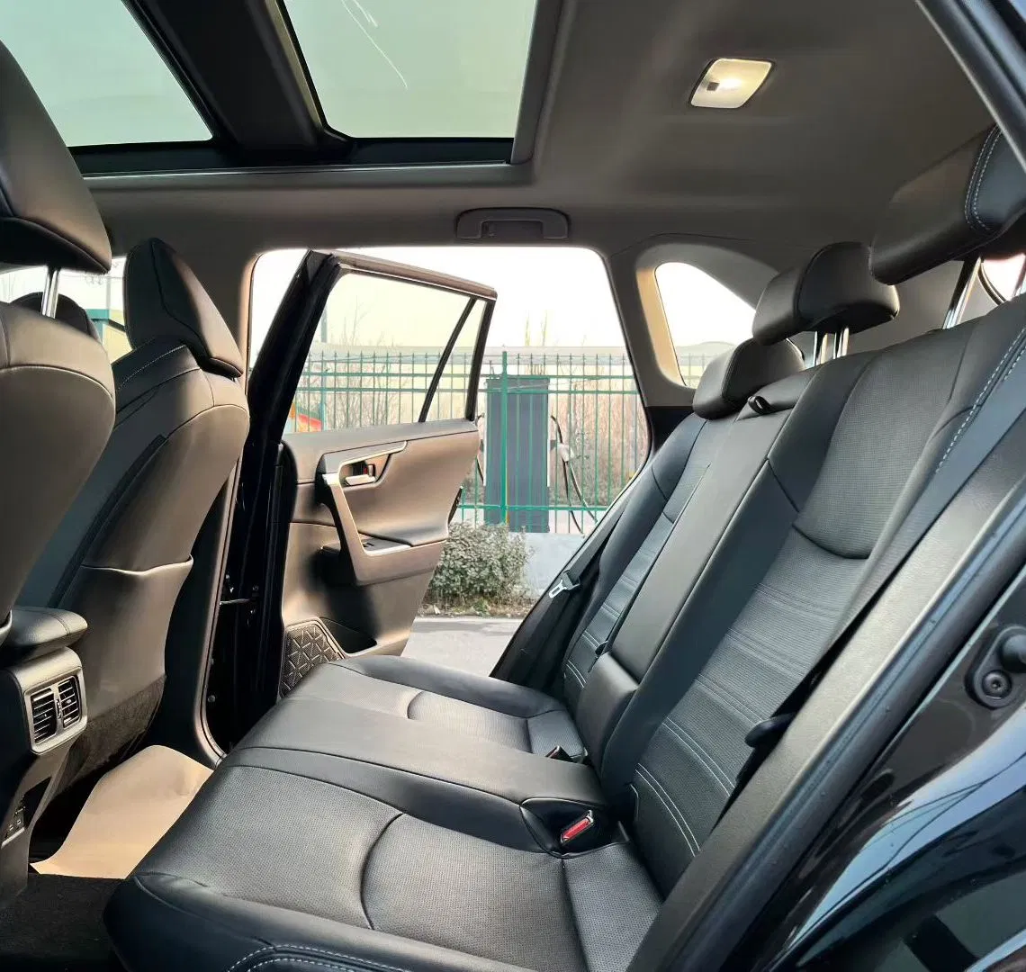 Toyot. a Wildlander SUV Used 2.5L Four Wheel Drive in Stock