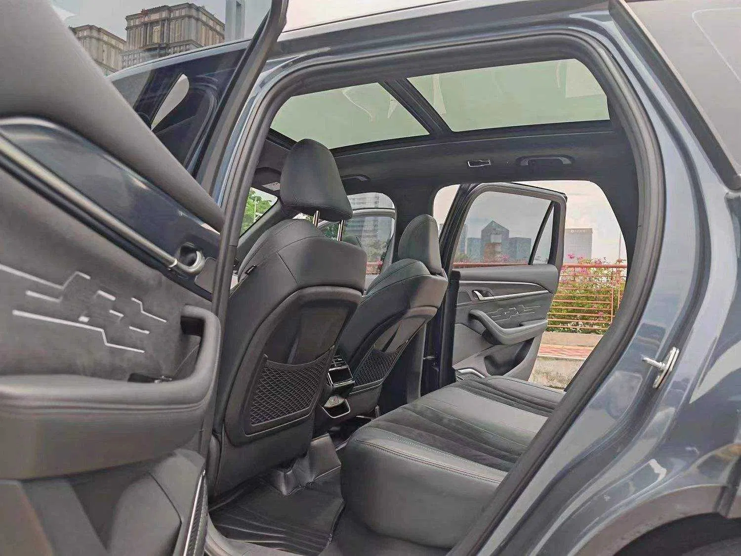 2024 Geely Monjaro Luxury Hybrid SUV Used Car Chinese Electric Car Xingyue L 2.0t 2023 High Speed New Energy Vehicles Deposit