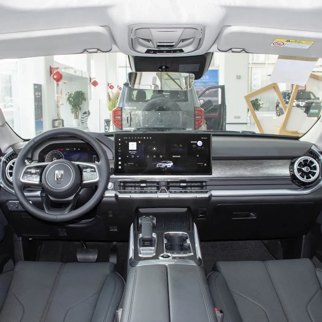 2025 Tank 400 2.4t Diesel Powered SUV Used 5 Seat Vehicle Chinese Supplier Low Cost Car