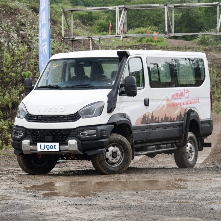 Diesel Commercial Vehicle up to 9 Passengers Transport Used Ivecoo Cargo Van High Quality Mini Bus
