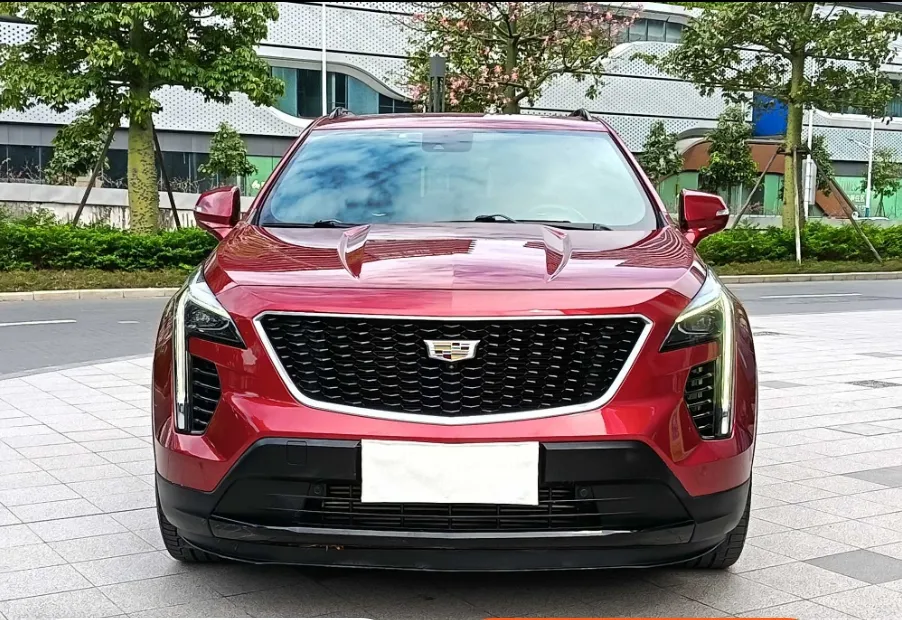 Cadillac Xt4 View 1