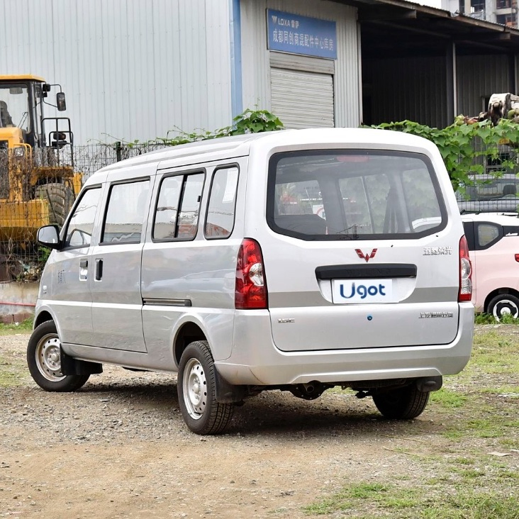 Quality Second-Hand Wuling Glory Commercial Van Gasoline 1.5L 7-Seater Mini Bus Used Vehicles