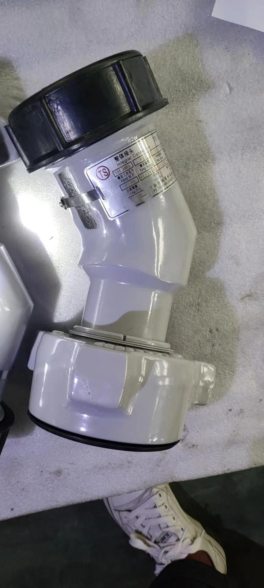 Versatile API 6A Adapter Crossover with Pressure Ratings up to 20000psi