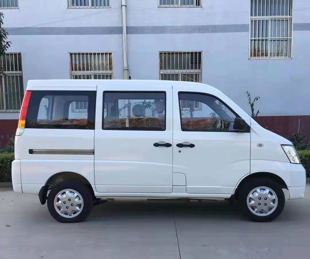 Speed 40km/H Charge Distance 150km/ Electric Car/Electric Minivan