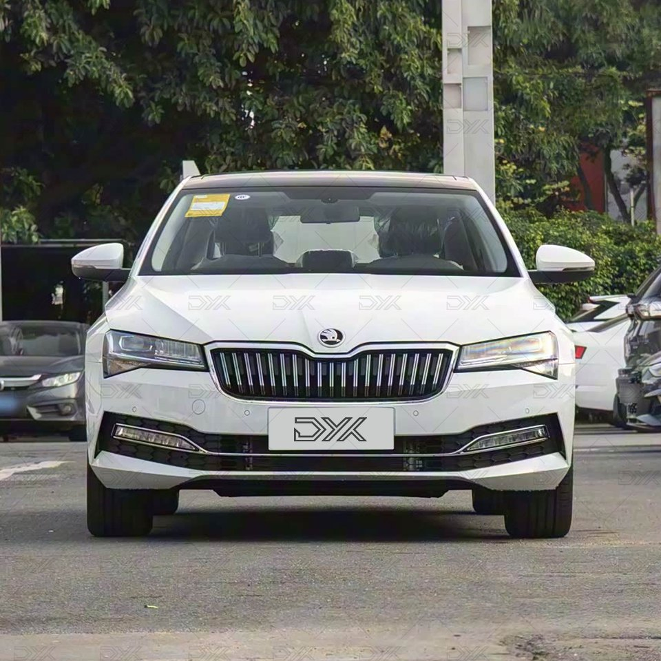 2025 Used Skoda Superb Tsi330 DSG Luxury LHD 5-Seater Petrol Gasoline Car Hatchback 2WD New Luxury Car Made in China Low Price for Wholesale