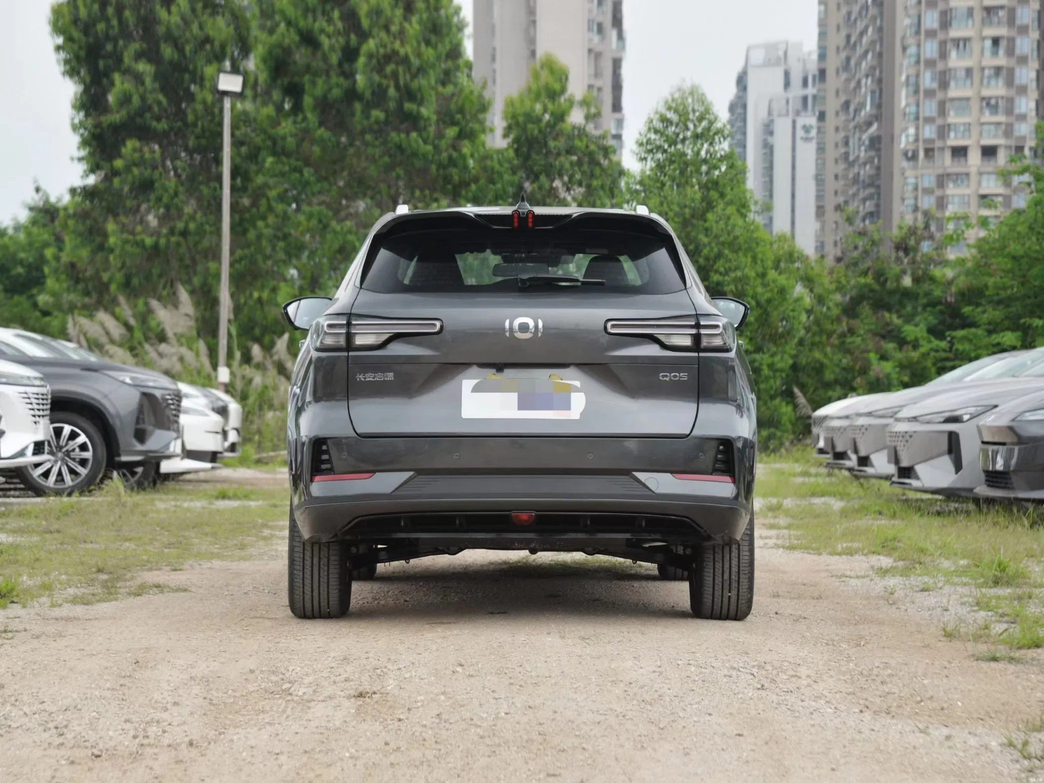 Changan Qiyuan Q05 True 125 Excellent Type Oil-Electric Hybrid Used Car China Car