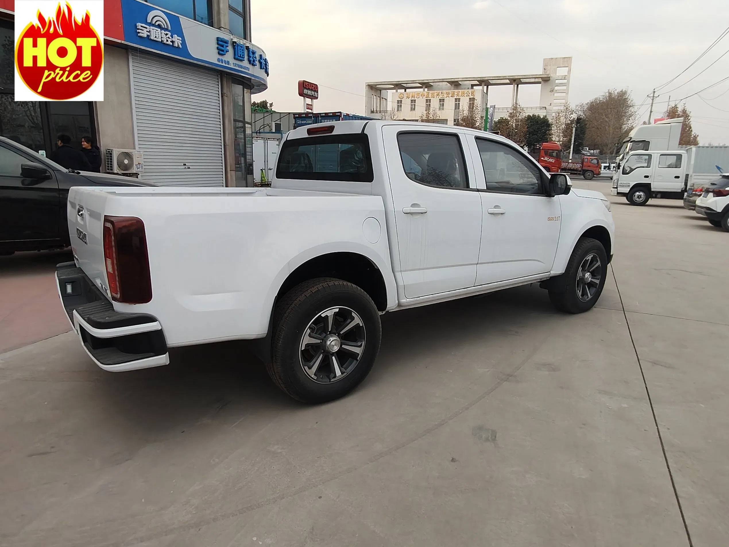 Low Price Isuzu Pickup 4*4 Used Cars Diesel Pickup Steering Left 8-Speed Automatic 4 Doors 5 Seats