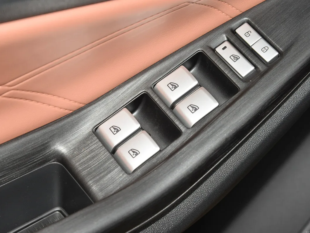 Changan Qiyuan Q05 Seats