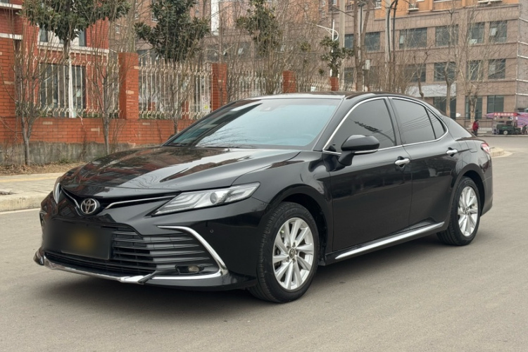 Certified Pre-Owned Toyota Camry Hybrid - Dual Engine Fuel Saving Smart Car, Reliable Medium Sedan for Adult Drivers Worldwide
