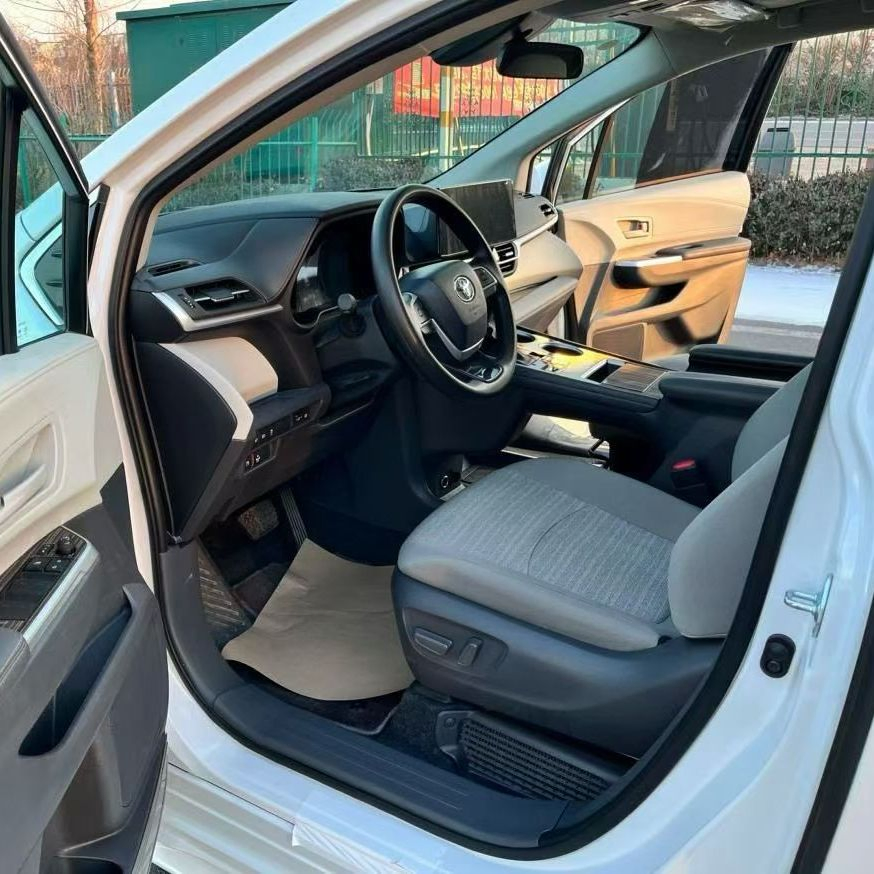 Toyot. a MPV Sienna Big Space 7 Seats Family MPV Two-Engine Hybrid Commercial Vehicle Used