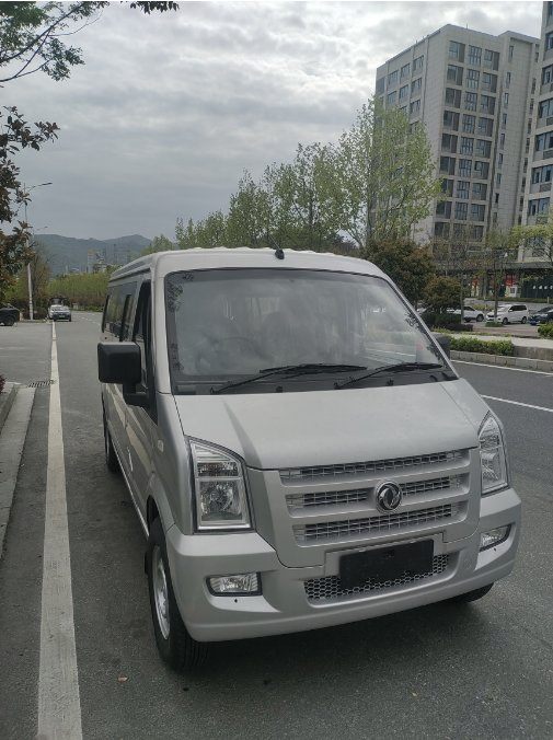 Dongfegn New Gasoline Minivan Dfsk C37