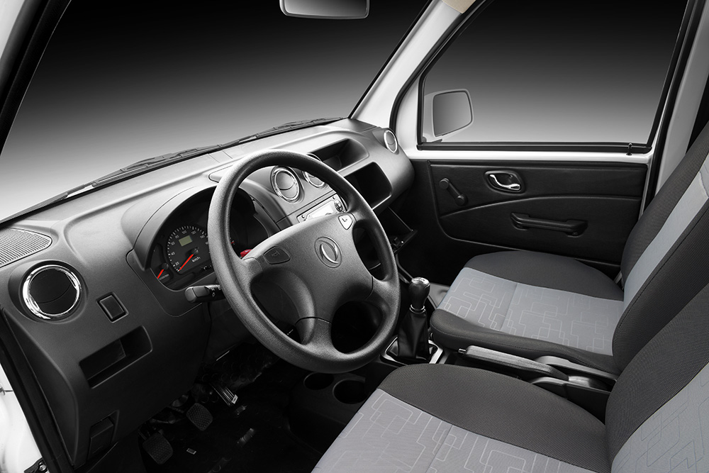 Dfsk C37 Best Gasoline Minivan 5mt 1.5L 112 HP 4 Cylinders Engine Most Reliable Minivans for Families with 5/7 Seater/Passenger