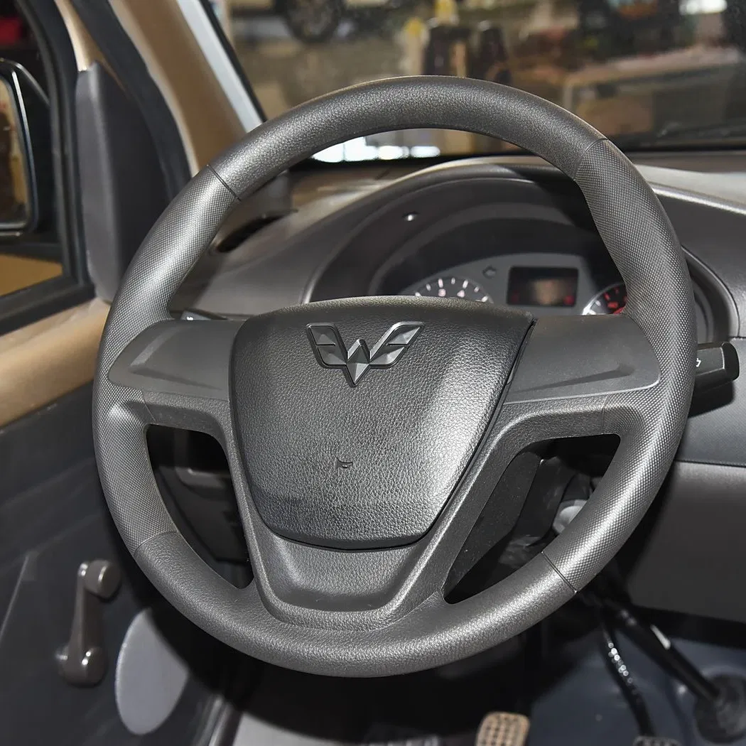 2021 Gasoline Commercial Van Wuling Glory 1.5L L3c Used Cargo Van 7-Seat Passengers Vehicle