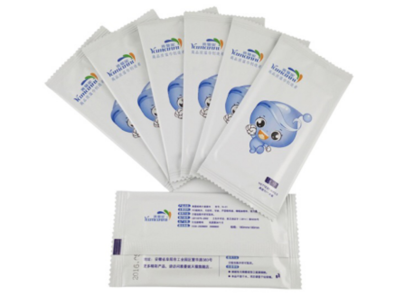 Wet wipe packaging sample 2