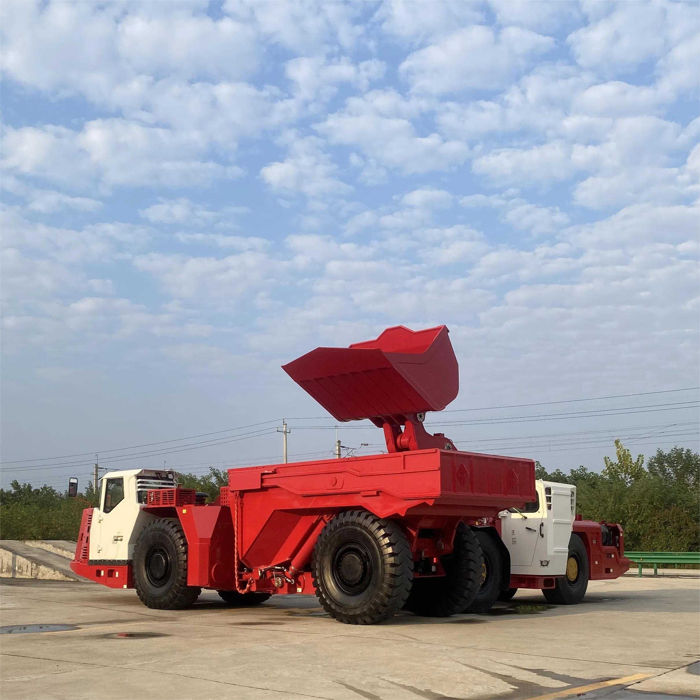 Articulated Dump Truck Shentuo Adt with Volvo Engine