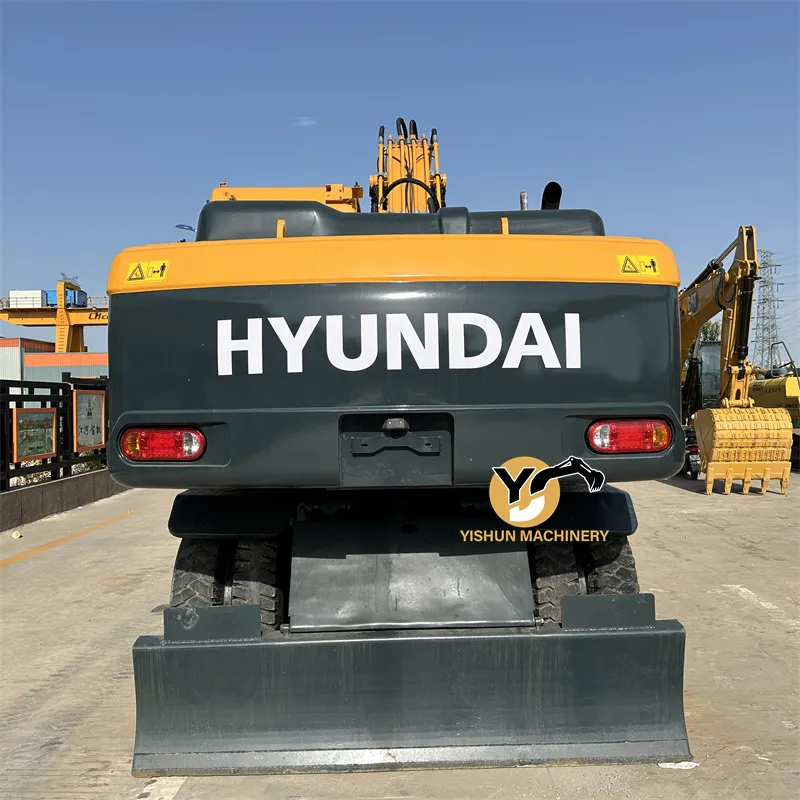 Used Hyundai R210 3