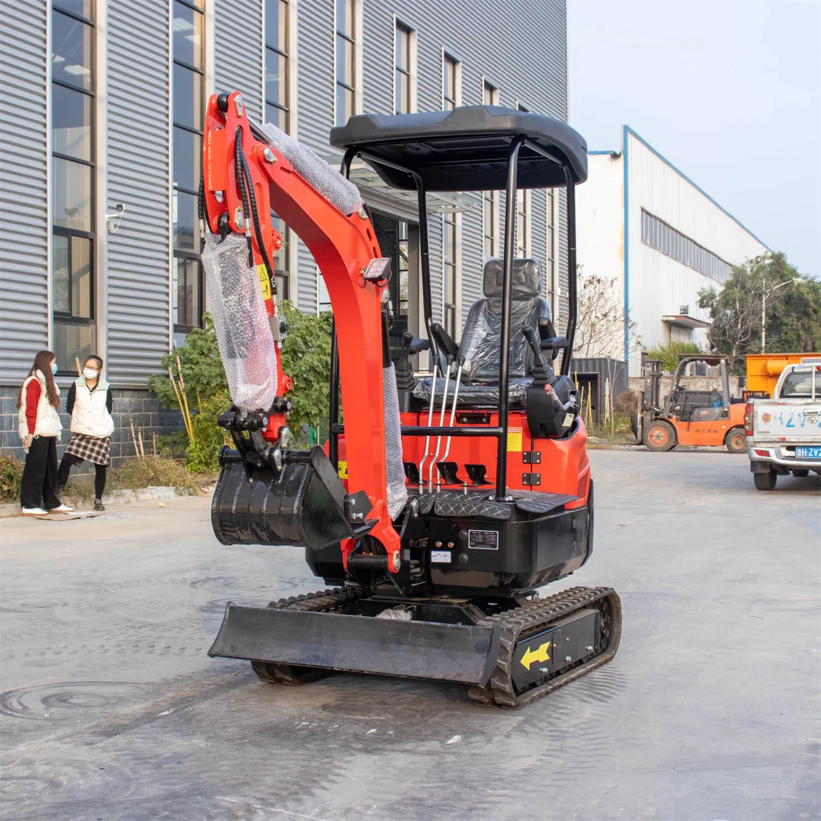 Kubota/Yanmar 1.8ton 2t Mini Hydraulic Crawler Small Size Wheel Construction Backhoe Garden Micro Household Farm Construction with Bucket 0.05cbm Excavator
