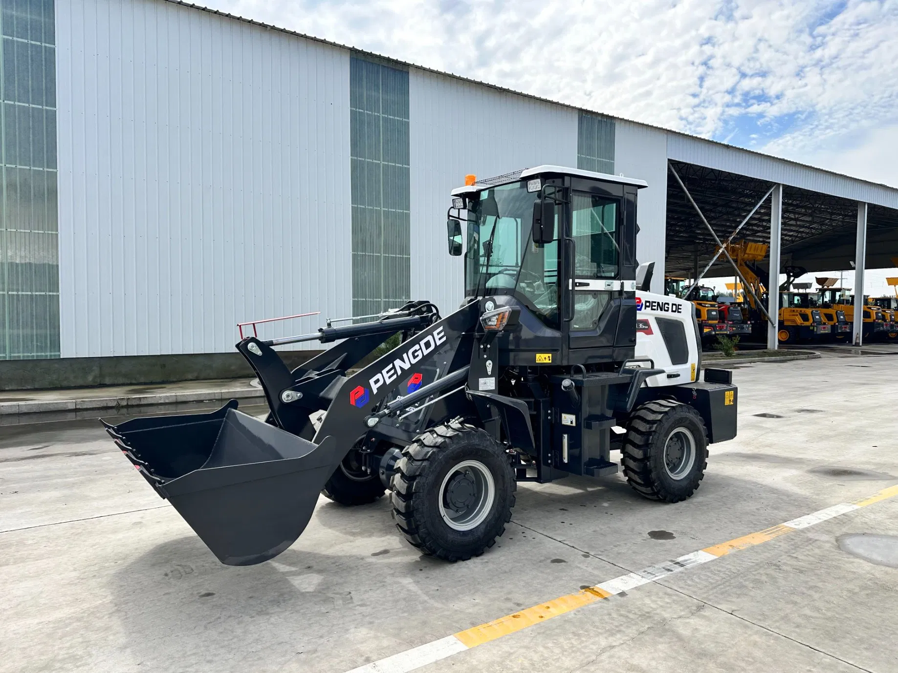 Used Diesel Machine Farm Loader L36max Wheel Backhoe Loader