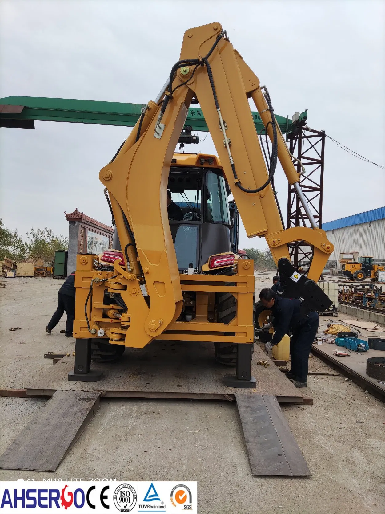 4X4 Wheel Drive 100HP Rigid Backhoe Loaders for Construction