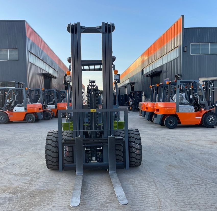 Manufacturer 4X4 3ton 7ton 2/3/4/5/6/7 Ton 4.5 T 3t 5ton Diesel Gasoline Electric LPG Rough Terrain Japan off-Road Truck Fork Lift EPA Engine Warehouse Forklift