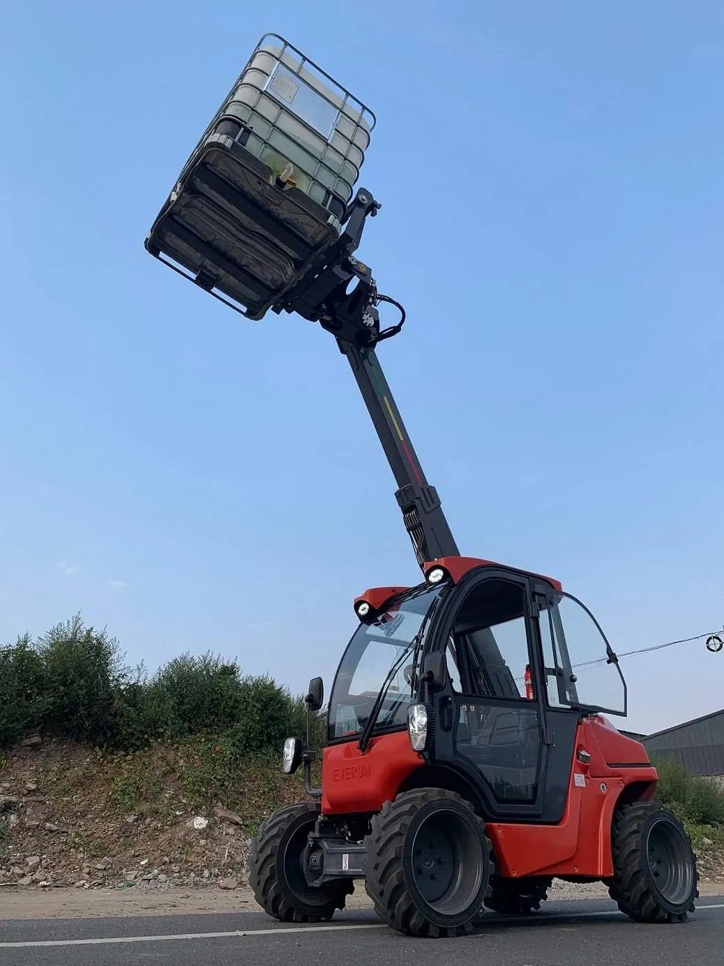 China Famous Brand Everun Ert1500 Telescopic Boom Telehandler with The Advantage of Low Cost