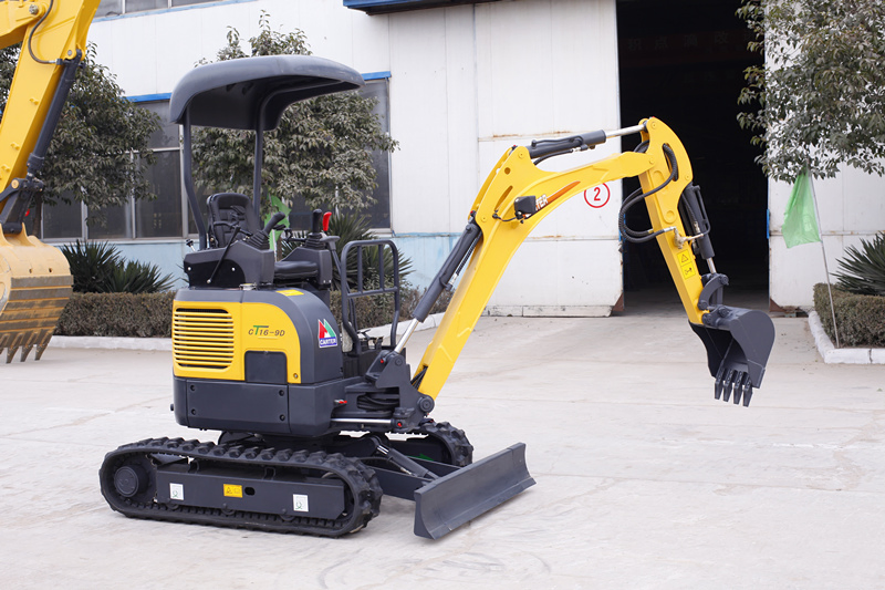 Powerful Carter Industry CT16 Mini Excavator with Diesel Engine