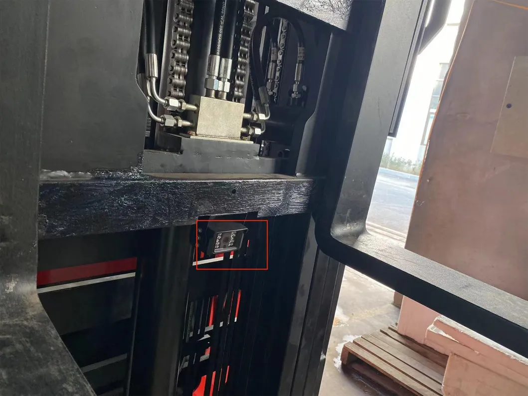 Electric Reach Truck 3