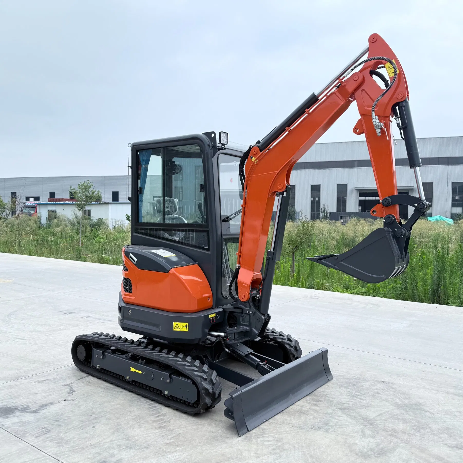 Micro Mini Small Digger Crawler Excavator Chinese for Sale Attachments 2.5 Ton 1 Ton 2 Ton 3.5 Ton Mini Excavator