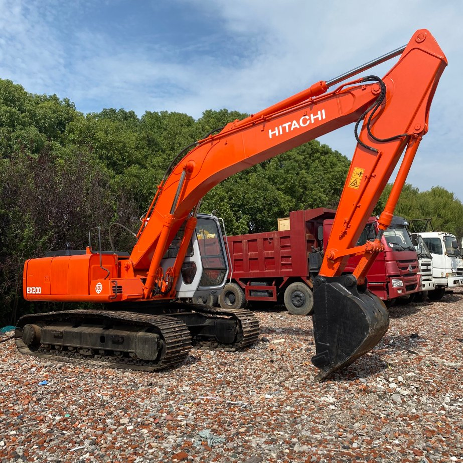 Used Japanese Hitachi Ex200 Good Condition Crawler Excavator